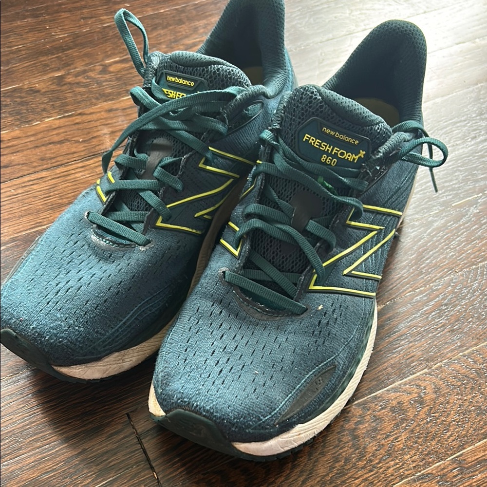 New Balance Fresh Foam 860 Sneakers - Teal and Yellow men